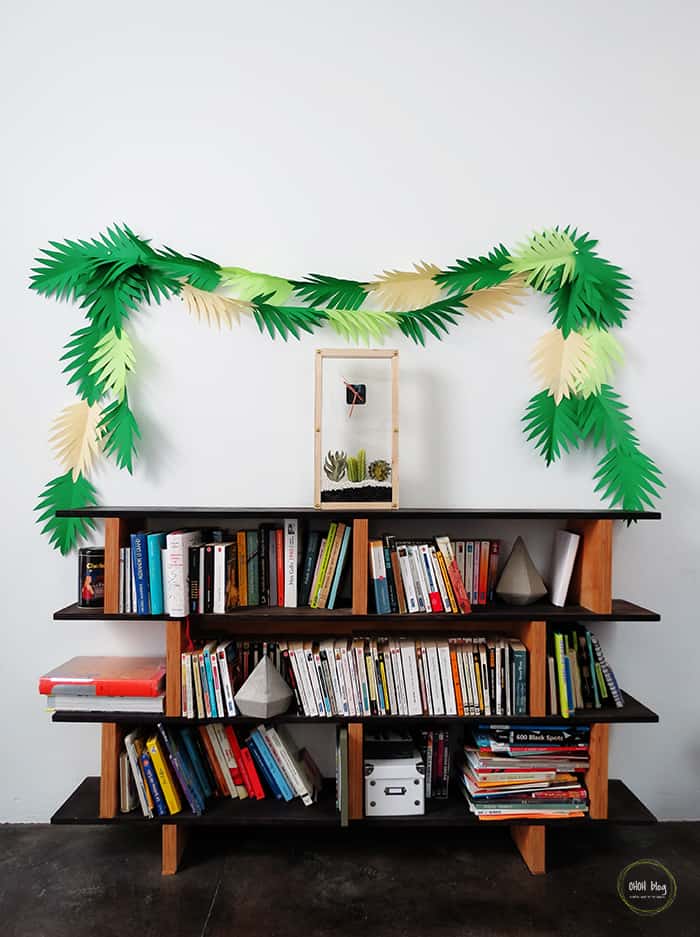 Make a paper leaves garland