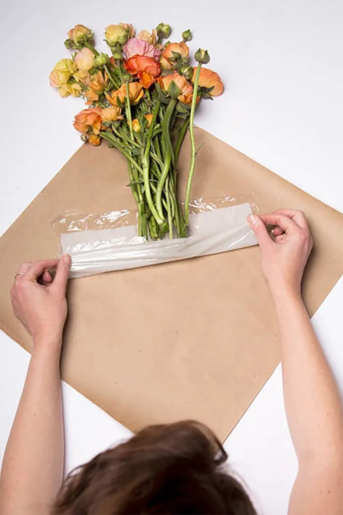13 Beautiful Bouquet Wrap Ideas