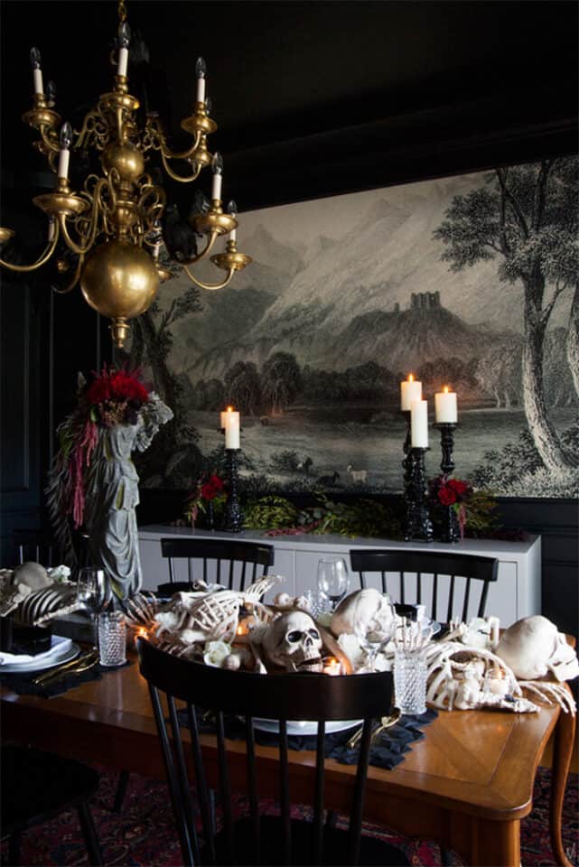 5 Terrifyingly Trendy Halloween Tablecloth Ideas to Wow Your Guests