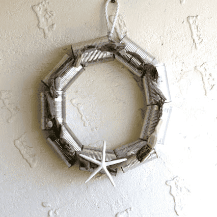 how to craft a tin can wreath
