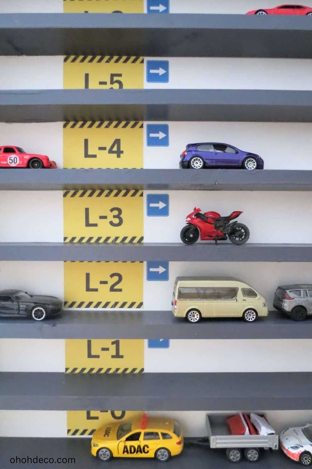 Toy Car Display Rack for Parking Lot