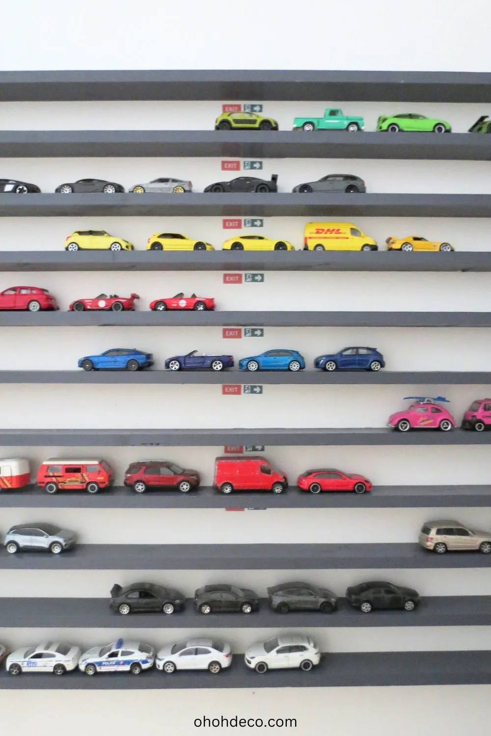 Easy to Make Toy Car Display Rack