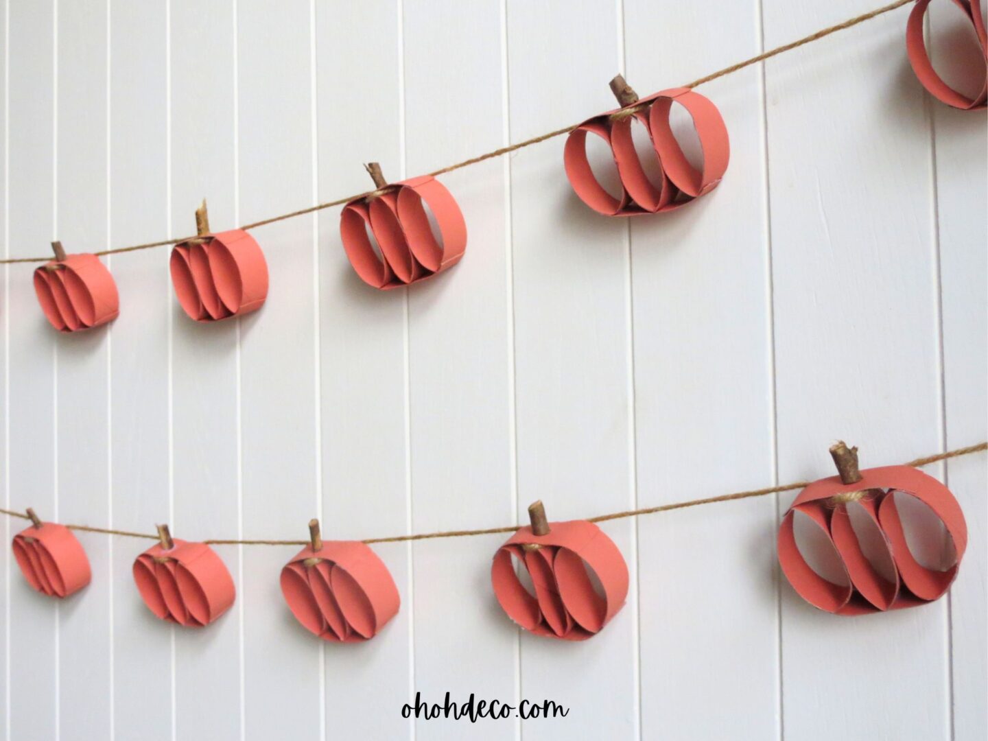 Transform Toilet Paper Rolls into a Stunning Pumpkin Garland