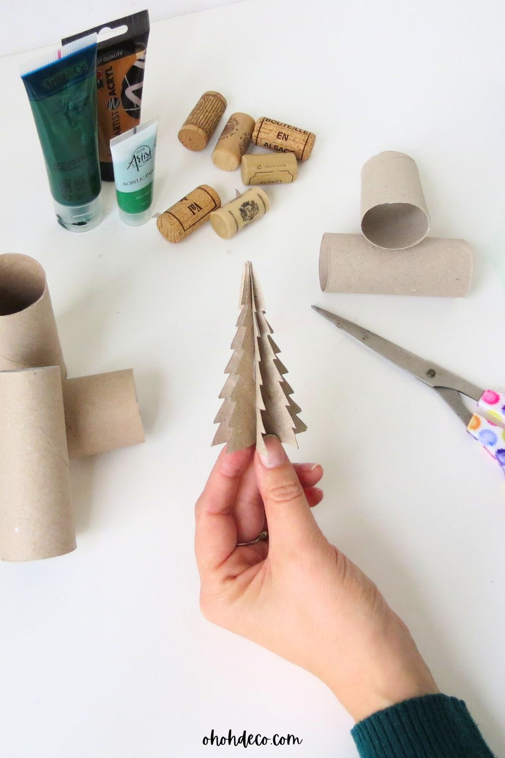 easy to make paper roll christmas tree