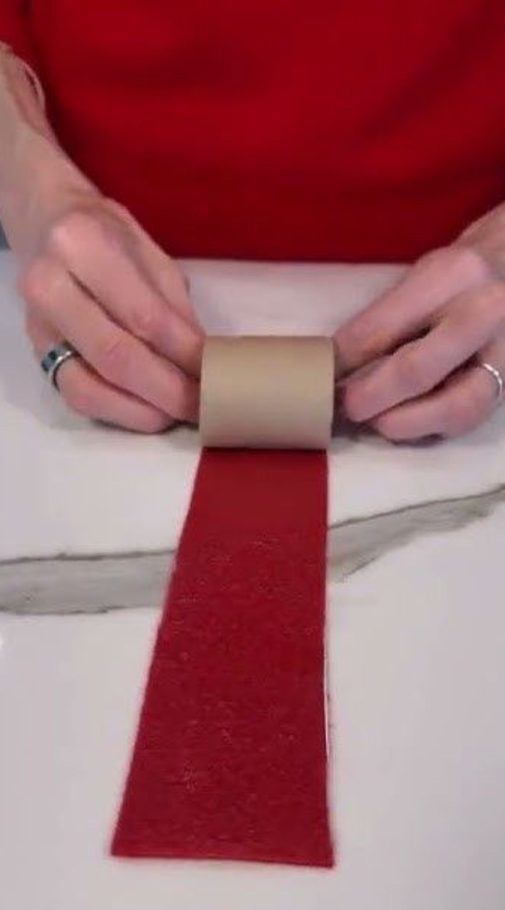 Easy paper napkin ring