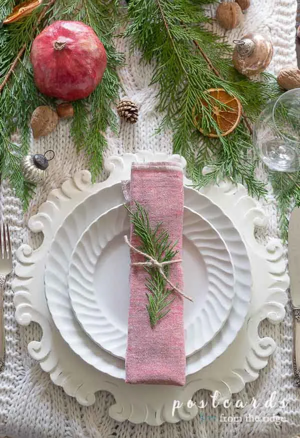 Pine napkin ornament